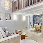 Superb 3-Bedroom Flat Near The Moulin Rouge And Montmartre