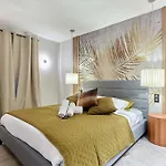 Superb 3-Bedroom Flat Near The Moulin Rouge And Montmartre