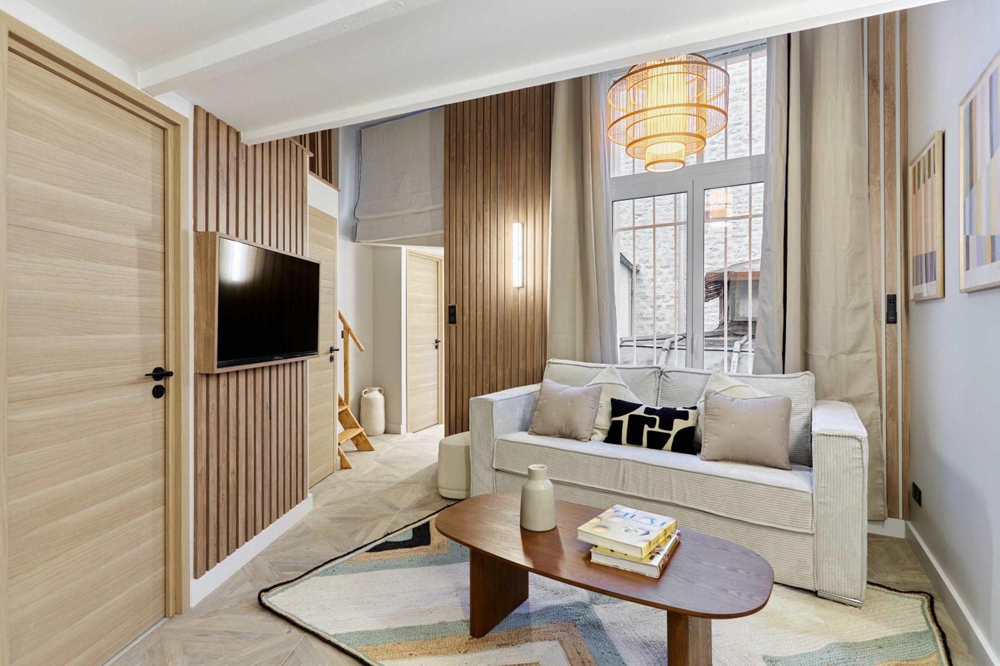 Superb 3-bedroom Flat Near The Moulin Rouge And Montmartre Appartamento